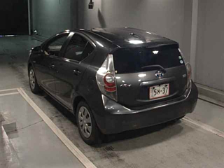 TOYOTA AQUA 2012