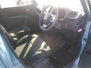 MITSUBISHI DELICA D2 2014