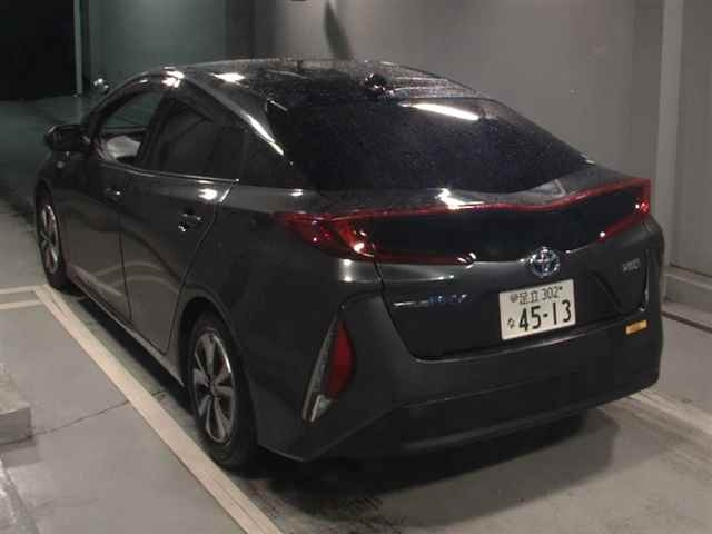 TOYOTA PRIUS PHV 2017