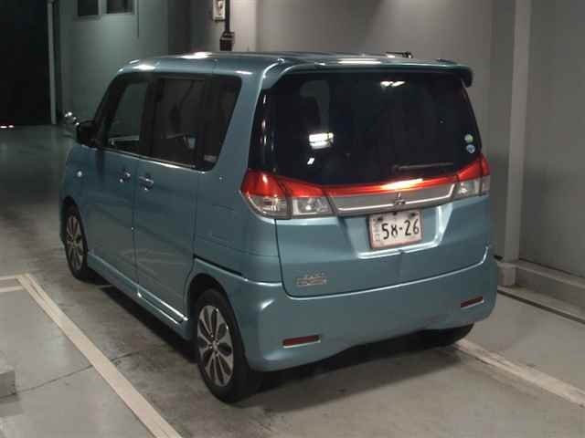 MITSUBISHI DELICA D2 2014
