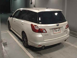 SUBARU EXIGA 2015
