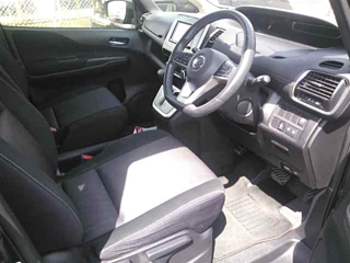 NISSAN SERENA 2019
