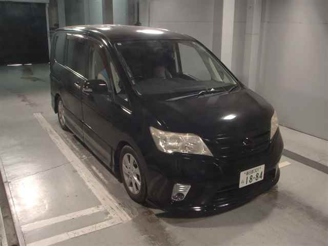 NISSAN SERENA 2011