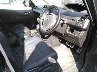 NISSAN SERENA 2011