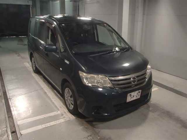 NISSAN SERENA 2011