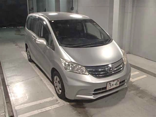 HONDA FREED 2012