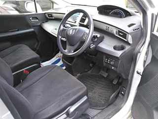 HONDA FREED 2012