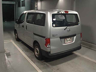 NISSAN NV200 2010