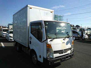 NISSAN ATLAS 2013