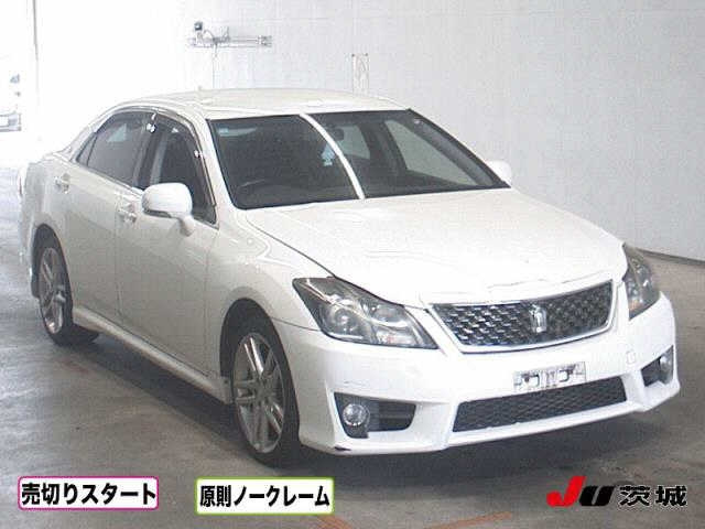 TOYOTA CROWN 2012