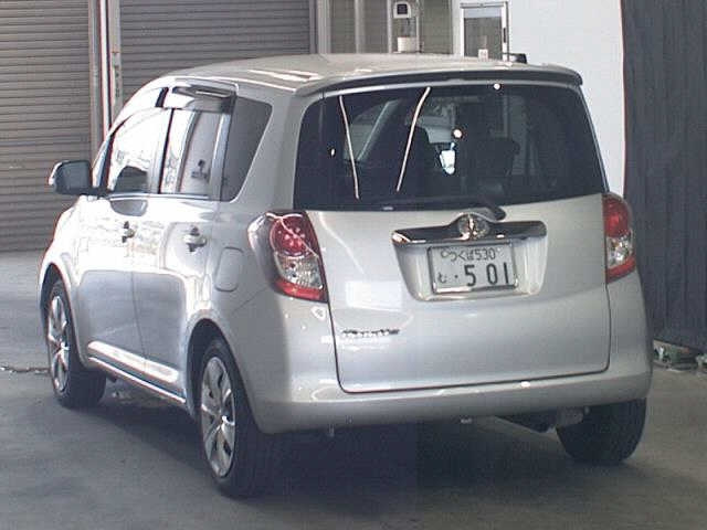 TOYOTA RACTIS 2009