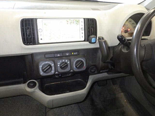TOYOTA PASSO 2010
