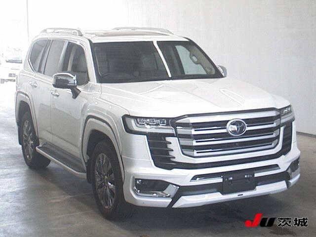 TOYOTA LAND CRUISER 2023