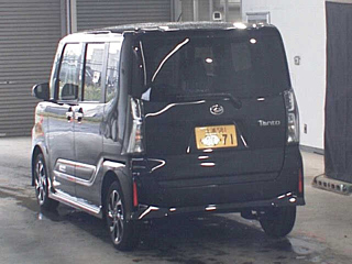 DAIHATSU TANTO 2024