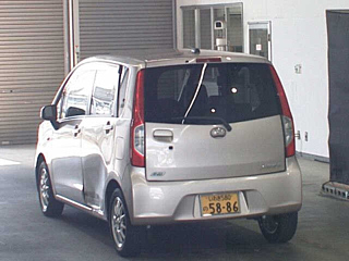 DAIHATSU MOVE 2013