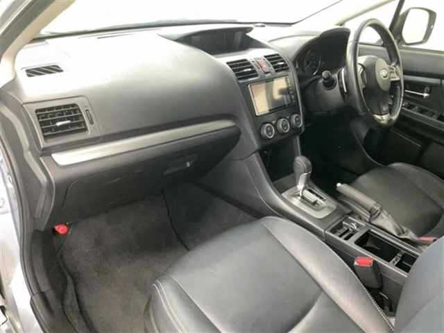 SUBARU XV 2012