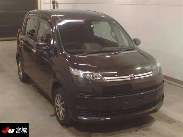 TOYOTA SPADE 2016