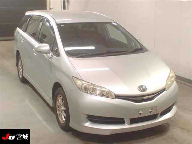 TOYOTA WISH 2012