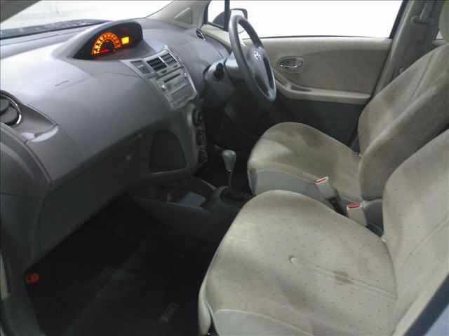 TOYOTA VITZ 2008