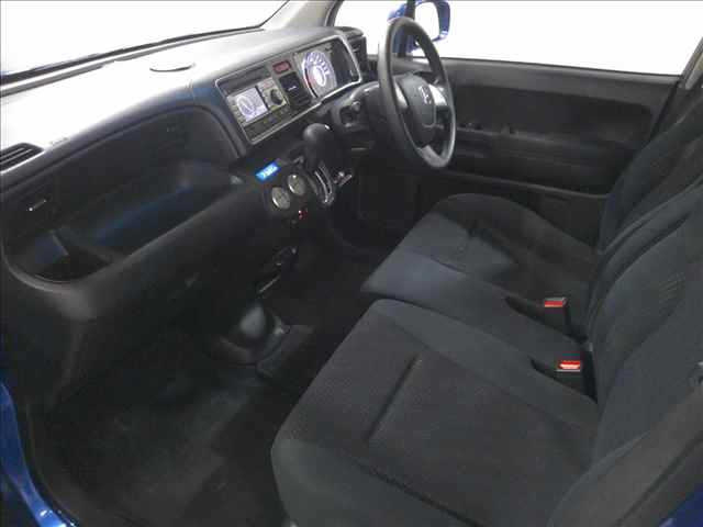 HONDA LIFE 2011