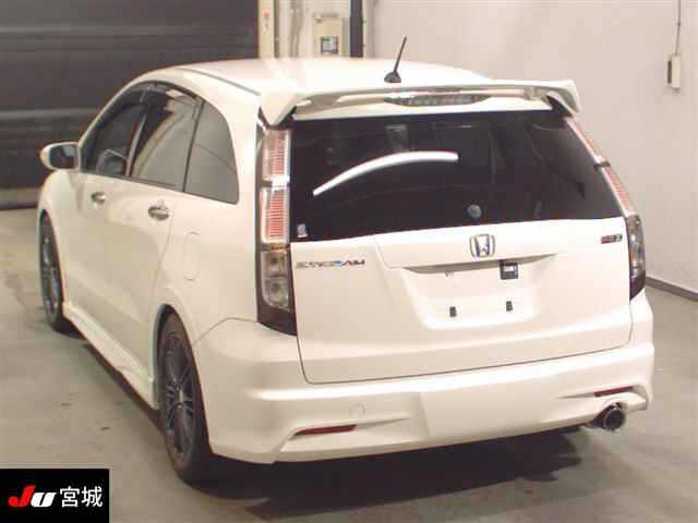 HONDA STREAM 2009