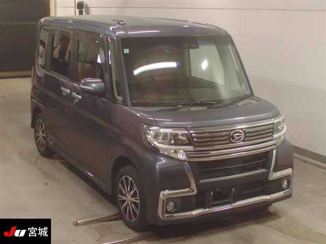 DAIHATSU TANTO 2017