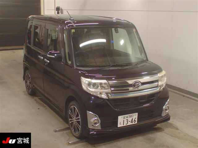 DAIHATSU TANTO 2014