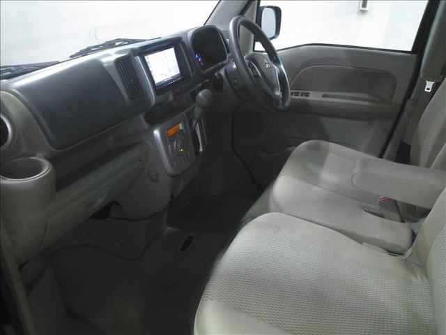 MITSUBISHI TOWNBOX 2016