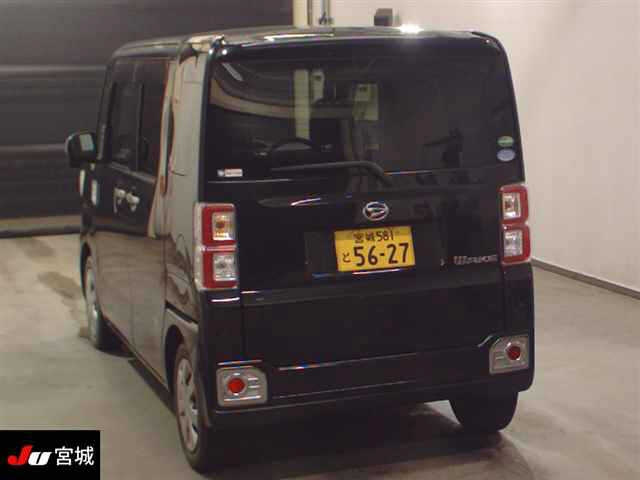 DAIHATSU WAKE 2017