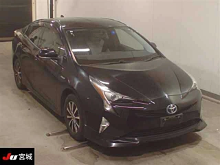 TOYOTA PRIUS 2016