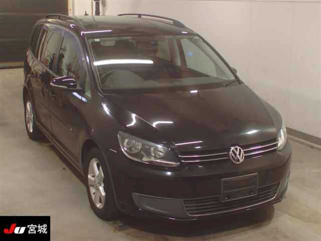 VOLKSWAGEN GOLF TOURAN 2013