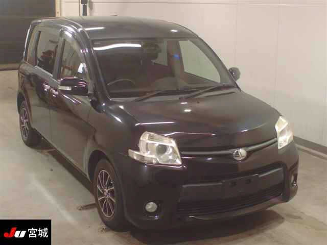 TOYOTA SIENTA 2014