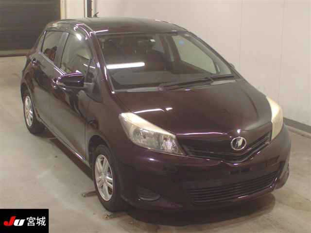 TOYOTA VITZ 2014