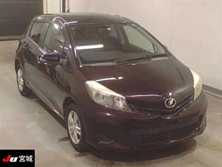 TOYOTA VITZ 2014