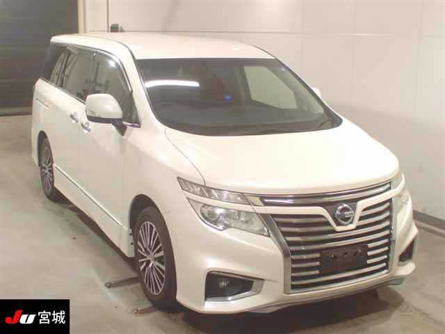 NISSAN ELGRAND 2017