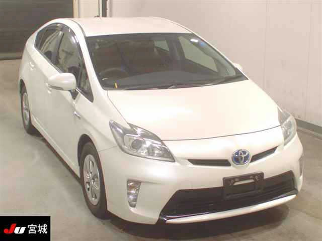 TOYOTA PRIUS 2012