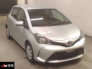 TOYOTA VITZ 2014