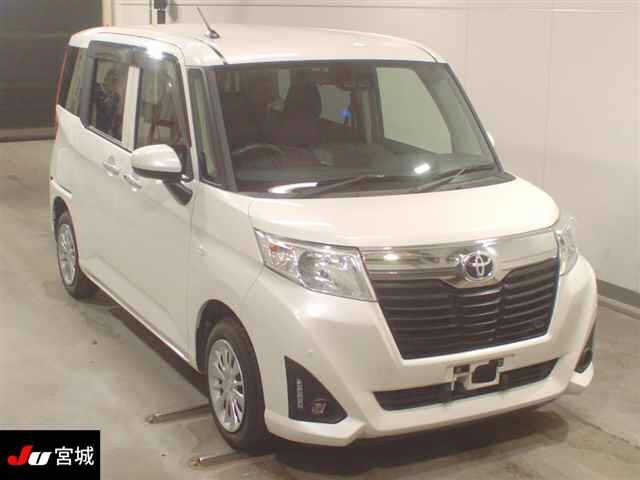 TOYOTA ROOMY 2019