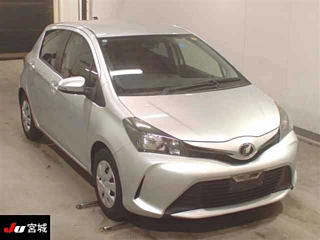 TOYOTA VITZ 2016