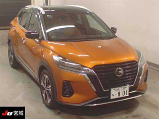 NISSAN KIX 2020