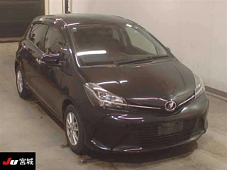 TOYOTA VITZ 2016