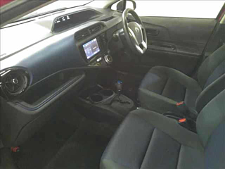TOYOTA AQUA 2015