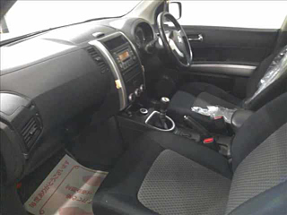 NISSAN X-TRAIL 2010