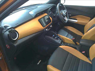 NISSAN KIX 2020
