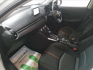MAZDA DEMIO 2015
