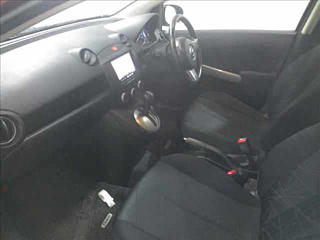 MAZDA DEMIO 2013