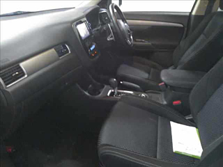 MITSUBISHI OUTLANDER 2016