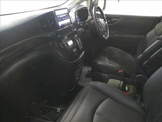 NISSAN ELGRAND 2017