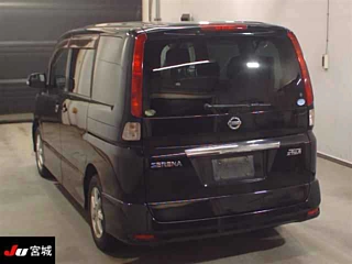 NISSAN SERENA 2010