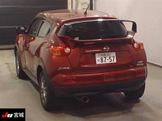 NISSAN JUKE 2011